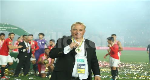 شوقي غريب: البدري طلب مصطفى محمد في مواجهتي كينيا وجزر القمر